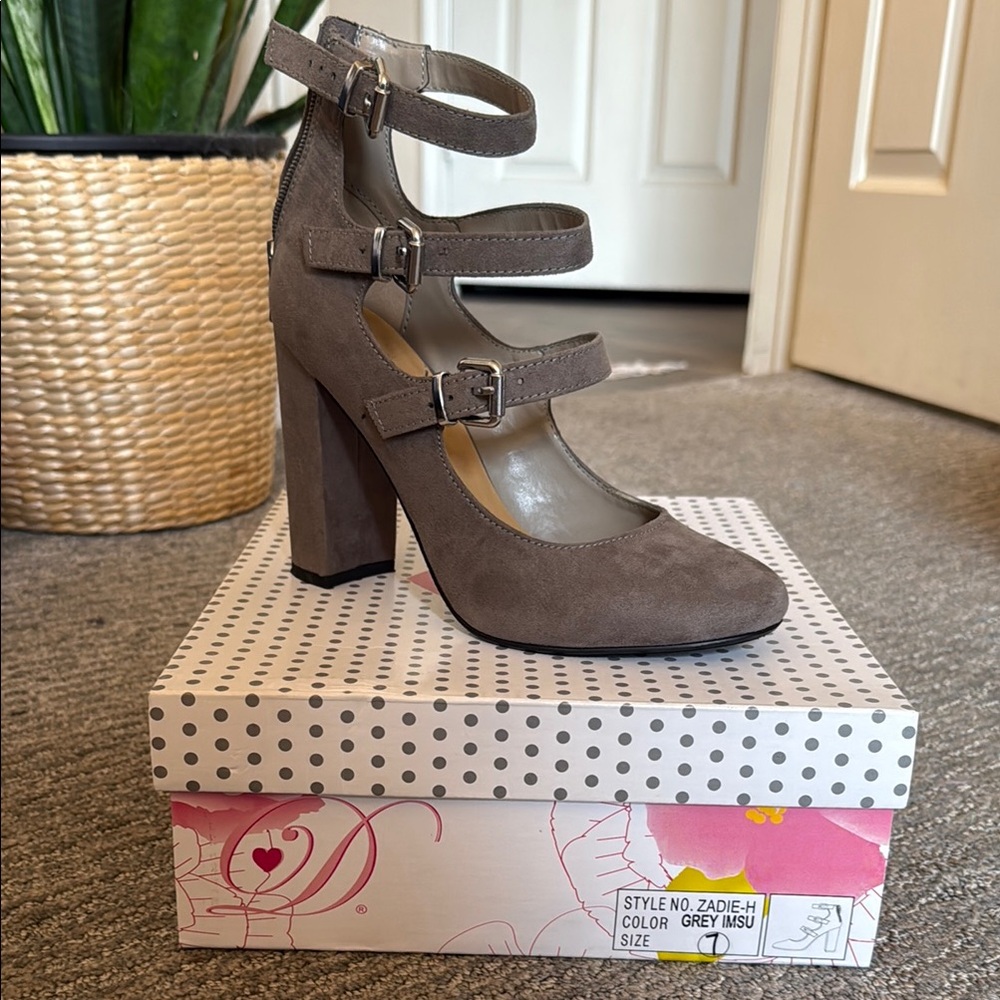 Stylish Gray Women's Heels
